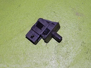 98 99 00 01 02 Mercedes CLK320 W208 OEM passenger door ajar open indicator switc - Bild 1 von 2