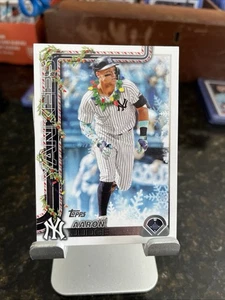 2025 Topps Holiday - AaronJudge, Lights Necklace Image Variation, Yankees - Bild 1 von 3