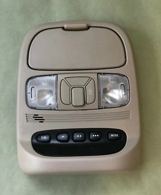 2004 2005 2006 2007 2008 2009 TOYOTA SIENNA OVERHEAD DOME READING LIGHT LAMP OEM - Image 1 of 3