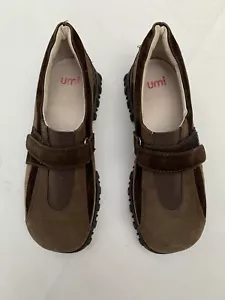 UMI Girls Ithica Navy soft brown Houndstooth MaryJane shoes Size 1 US 32 EUR - Picture 1 of 7