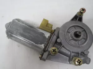 Ferrari 208 328 348 355 Right Side Power Window Motor BOSCH 0130821070 - Picture 1 of 8