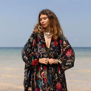 Indian Quality Luxury Velvet Kimono Black Long Bridel Robe Nightwear Gown 127 cm - Picture 1 of 3