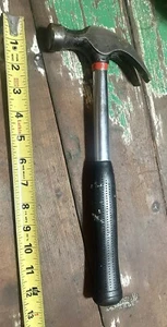 Vintage Stanley H 1 1/2 16oz Metal Claw Hammer W/ Rubber Grip Handle - Picture 1 of 5