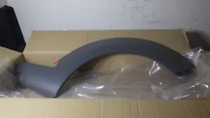 Dacia Duster wheel arch trim drivers front genuine new 788A37508R - Picture 1 of 5