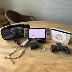 Nintendo Switch OLED HEG-001 The Legend of Zelda: Tears of the Kingdom - Top - Bild 1 von 24
