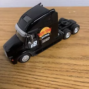 Lionel Kyle Busch Treat Town Halloween M&M And Skittles Zombie Truck - Picture 1 of 6