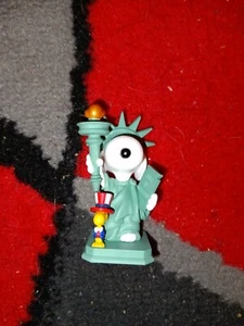 Hallmark Snoopy Christmas Ornament Keepsake Patriotic Pals Series with Woodstock - Picture 1 of 4