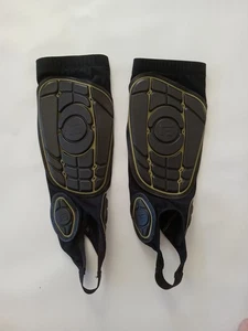 G-FORM Pro S 360 Shin Guards Adult Medium Black, Unused. 16" Long MINT - Picture 1 of 4