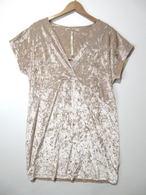 Mini Vestido Vaina Talla L Tío Frank Anthropologie Beige Terciopelo ESTRELLAS DORADAS Boho Foto 1 de 4