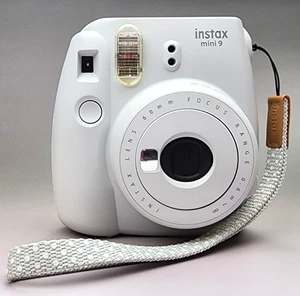 Fujifilm Instax Mini 9 Instant Film Camera - Smokey White - TESTED - Picture 1 of 9