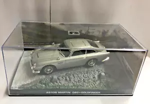 Auto Aston Martin DB5 GOLDFINGER 1/43 IXO JAMES BOND 007 - Foto 1 di 6