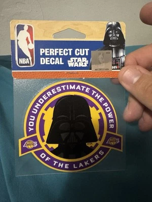 Adesivo Los Angeles Lakers Darth Vadar 4x4 corte perfeito NBA Star Wars - Imagem 1 de 2