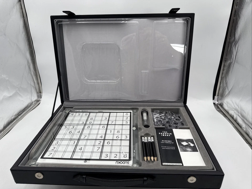 Juego de mesa de cristal Sudoku de lujo por imagen más nítida hasta 4 jugadores en estuche Foto 1 de 4