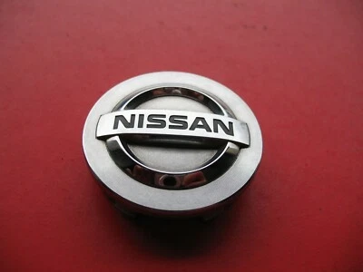 NISSAN ALTIMA MAXIMA MURANO (1) WHEEL RIM HUB CAP HUBCAP CENTER COVER PLUG #5826 - Image 1 of 2