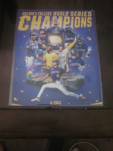 LSU TIGERS 2025 MEN'S COLLEGE WORLD SERIES CHAMPIONS PHOTO 🐯🏆 - Bild 1 von 1