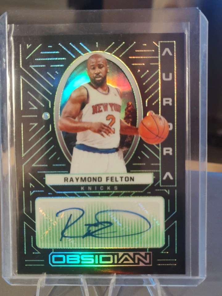 2021-22  Obsidian - Aurora Autographs Electric Etch Green Raymond Felton #14/25 - Image 1 of 3