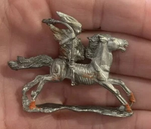 UNDEAD NIGHTMARE HORSE DESTRIERO - Vintage Ral Partha? Set miniature in metallo 28 mm - Foto 1 di 10