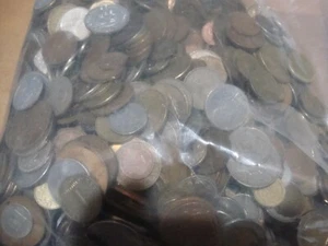 Lot of 100+ Assorted World Coins - Great Starter Collection w/Many Better Dates - Picture 1 of 1