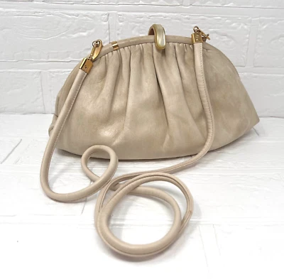 Bolso sin asas de cuero vintage Gucci crema lámpara suave Foto 1 de 4