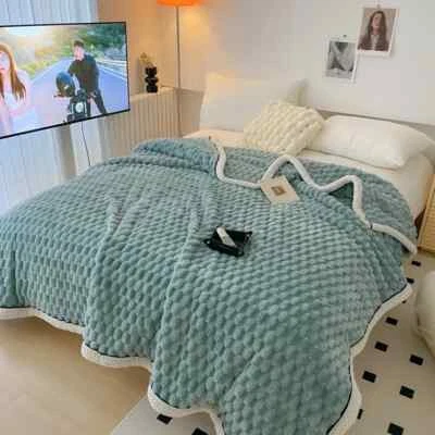 Warm Sleeping Blanket Soft Flannel Blankets Bed Sofa Cozy Plush Throw Blanket - Image 1 of 4
