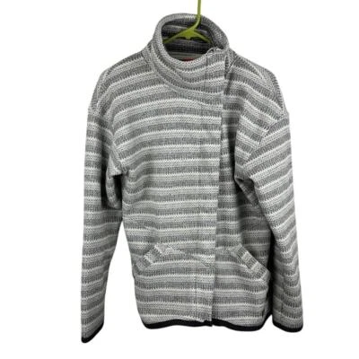 Merrell Gray and white mock neck asymmetrical zip jacket size large  - Изображение 1 из 4