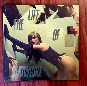 The Life Of A Showgirl: Wintergreen & Onyx Marbled Vinyl Limited Edition SEALED - Picture 1 of 2