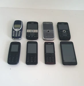 Job Lot 8x Mixed Nokia 3310, E72, E63, Lumia 530 - Faulty Damaged Spares/Repairs - Afbeelding 1 van 2