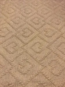 Cream White Heart Handmade Crocheted Knitted Blanket Throw Afghan 63 X 43 Inches - Picture 1 of 4