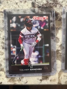 Tarjeta paralela negra Topps Total Wave 2 2019 5/5 White Sox Yolmer Sanchez #132B - Imagen 1 de 1