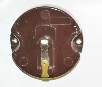 Rotor de encendido Chevrolet Corvair 1960-1961 Saab 99 1969-1972 Triumph TR7 1980-81 Foto 1 de 3