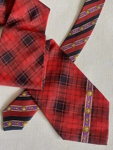 Vintage 90’s Versace Baroque Medusa Red & Black Plaid Stripes Italy - Bild 1 von 5