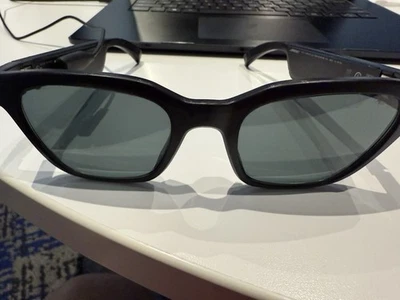 Gafas de sol inteligentes Bluetooth con oreja abierta para marcos Bose Alto Audio S/M Foto 1 de 3