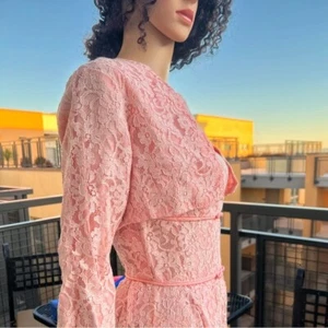 1950’s Women’s Pink Lace Handmade Wiggle Dress and Jacket - Picture 1 of 11