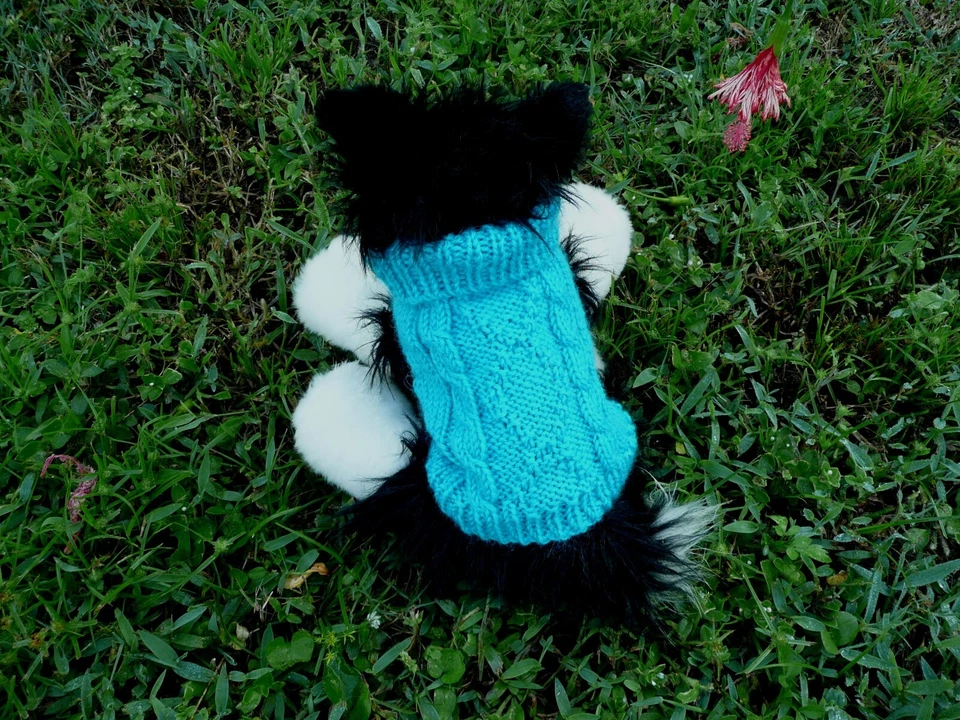 100% wool  handmade knit Blue dog sweater XXS - Image 1 of 1