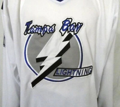 Camiseta de visitante NHL Tampa Bay Lightning talla 52 Martin St. Louis por CCM Foto 1 de 4