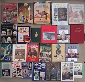 SELECTION OF REFERENCE BOOKS - FURNITURE, PORCELAIN, GLASS & OTHERS. - Picture 1 of 54