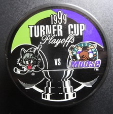 1999 OFFICIAL CHICAGO WOLVES vs MANITOBA MOOSE TURNER CUP PLAYOFF PUCK IHL 