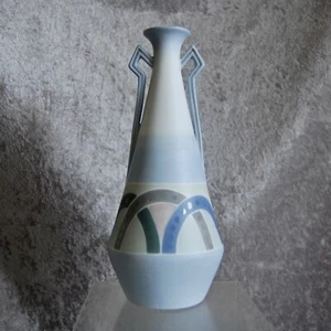 Galluba & Hofmann Marmorzellan 10” Bud Vase, Circa 1910 - Picture 1 of 12