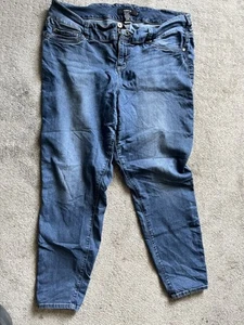 Torrid Jeans Womens 22T Blue Jeans Jegging Crop Stretch Dark Wash - Picture 1 of 6
