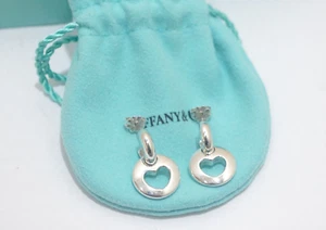 Pendientes colgantes Tiffany & Co. de plata de ley con plantilla de corazón - Imagen 1 de 5