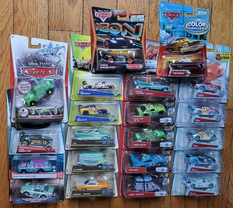 DISNEY CARS: ICE RACERS, RADIATOR SPRINGS - NEW, SEALED  (SOLD SEPARATELY) (B17) Cover