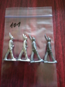 Figuren ca 1:43 4 Zinnfiguren militär historisch unbemalt (101) - Bild 1 von 1