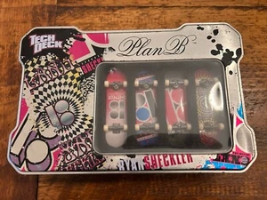 RARO Tech Deck ToysRUs Esclusivo Ryan Sheckler Tin 6 Skateboard - Foto 1 di 3