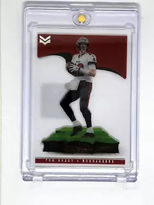 2021 Panini Chronicles - Magnitude Tom Brady #MAG-17- THE GOAT!!!!!! - Picture 1 of 2