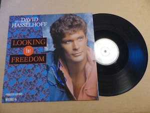 DAVID HASSELHOFF signed Autogramm "LOOKING FOR FREEDOM" Vinyl Schallplatte LP - Bild 1 von 7