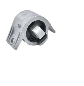 Jaguar V8 Engine Mounting Bracket – OEM (C2P8353 / C2D38505) - Picture 1 of 1