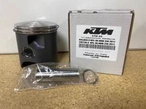 55430007000 II KTM Husqvarna 250 2 stroke Piston Kit - Picture 1 of 1