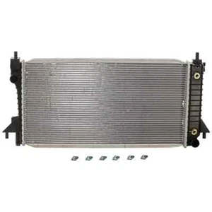 Nuevo radiador Ford Taurus para 1996-2007 3,0 L/3,4 L 4 puertas 2F1Z8005A FO3010119 - Imagen 1 de 5