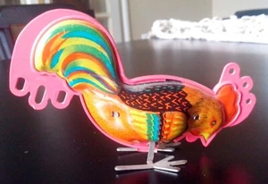 ANTIQUE WIND UP Tin plate TOY "COCK" w.key - Picture 1 of 5