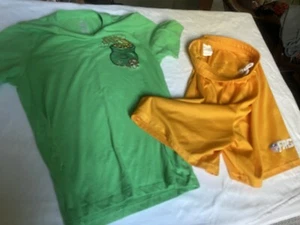 Green Graphic Tee and Yellow Set stay Lucky leprechaun T large NFL shorts flag - Picture 1 of 7